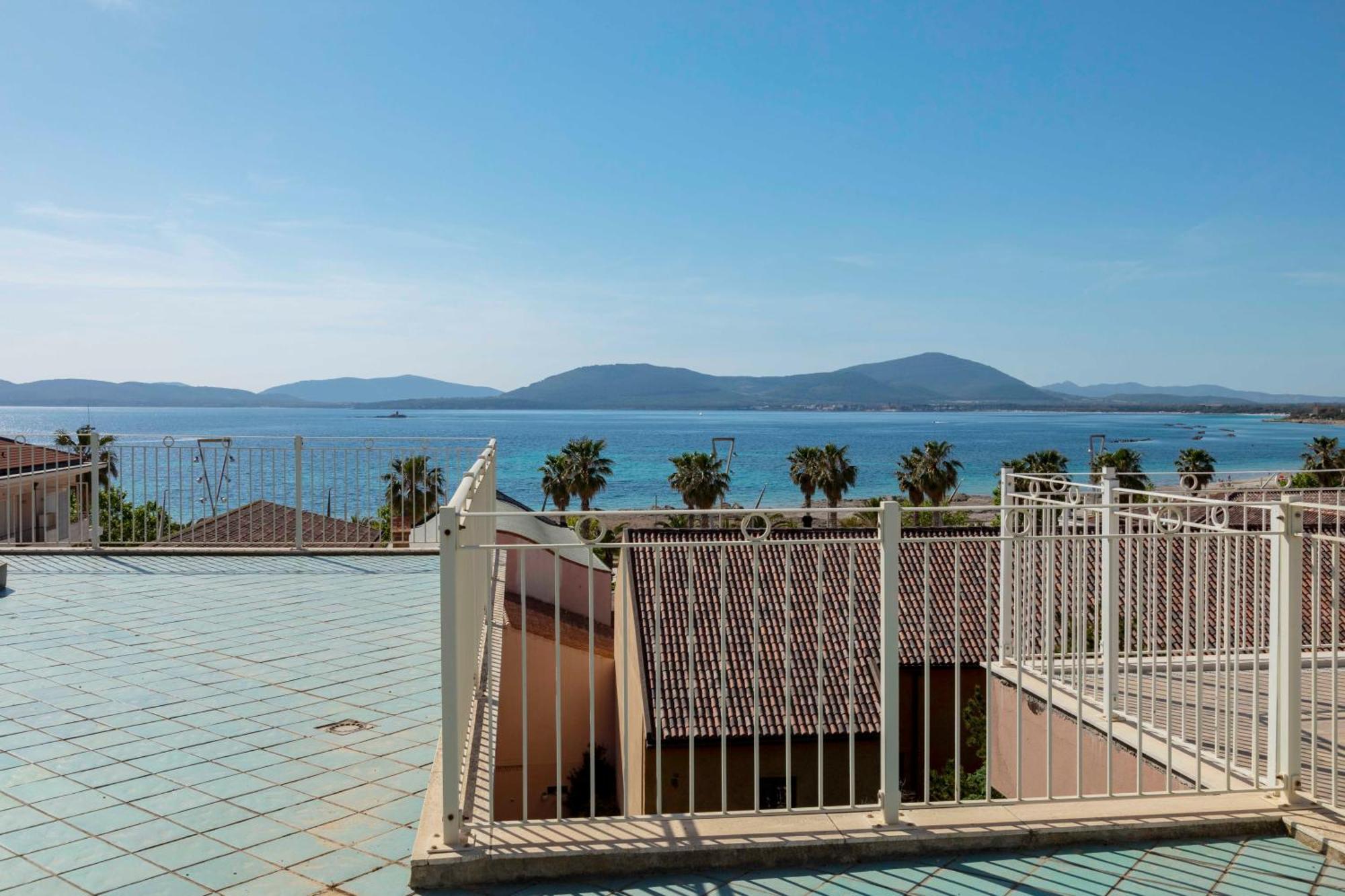 Lovealghero Stanze In Attico Vista Mare Exterior foto